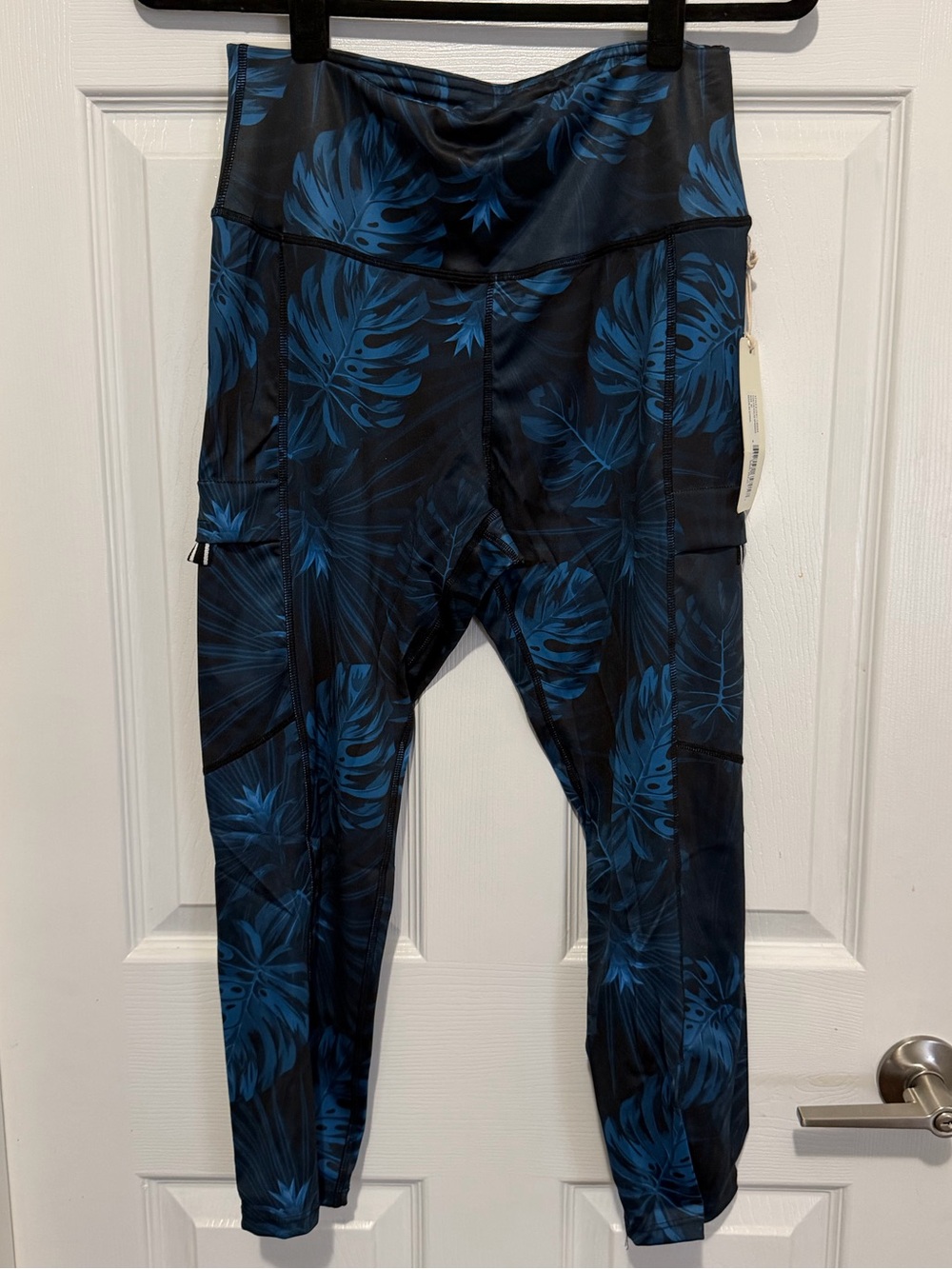 C&C California Tropical Print Leggings
